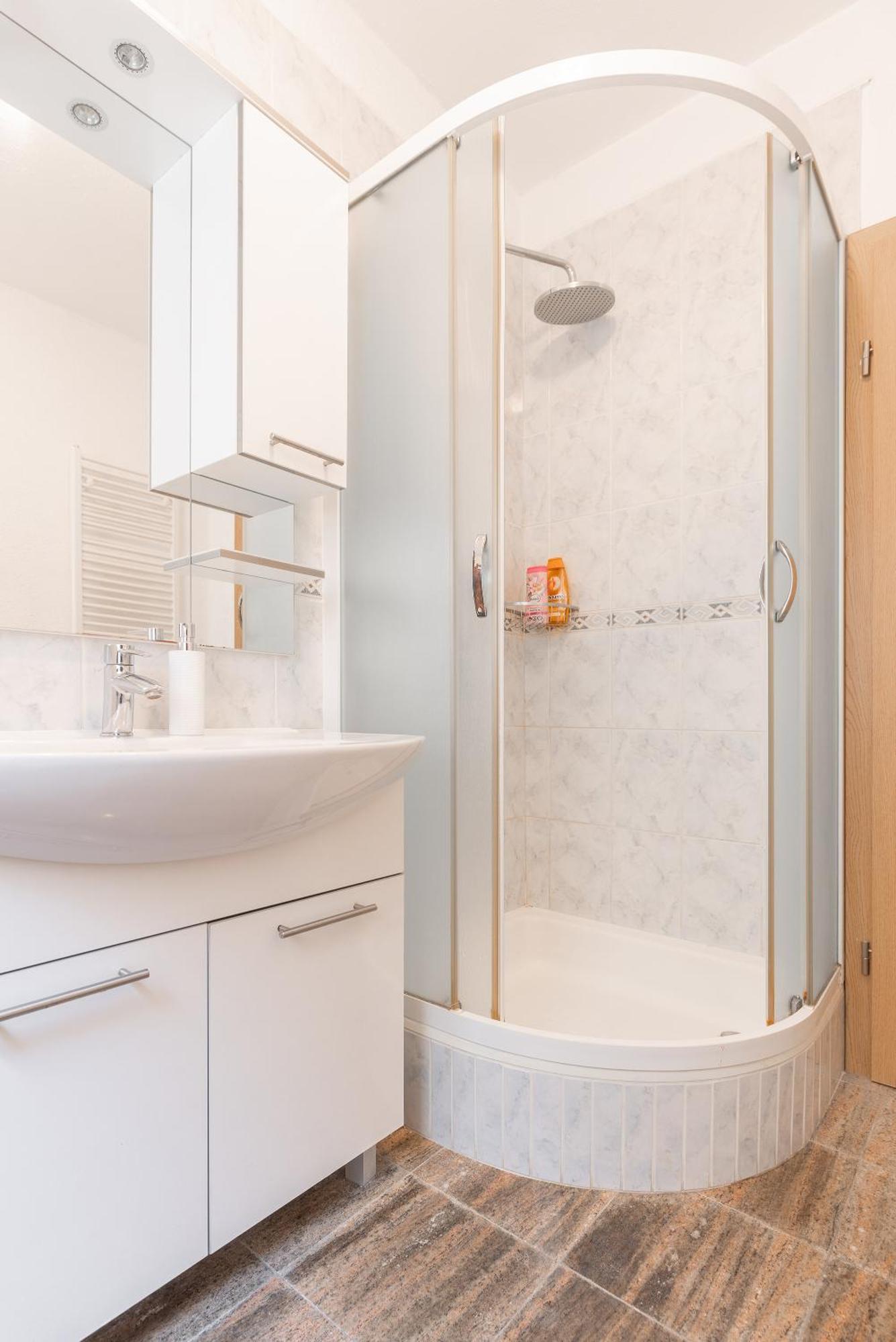 Apartman Nora Оміш Екстер'єр фото